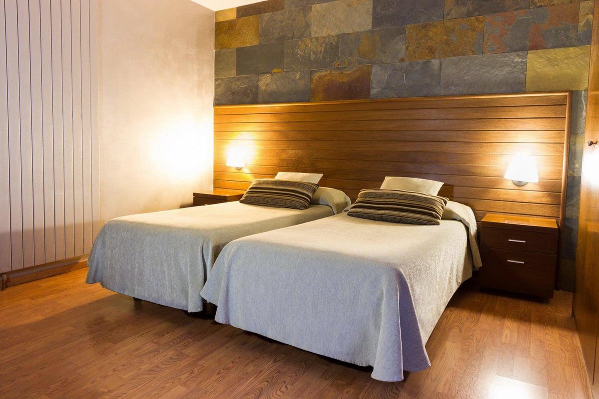 Hotel Els Cacadors De Ribes 3*