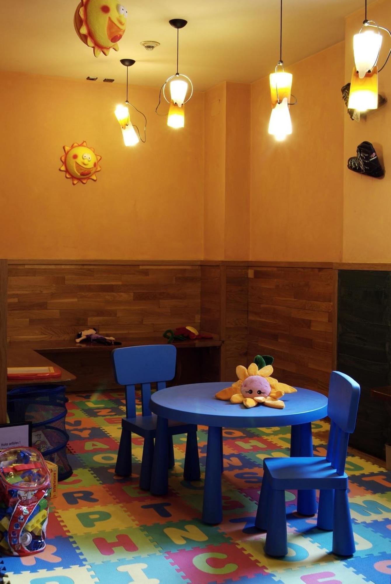 Hotel Els Cacadors De Ribes 3*